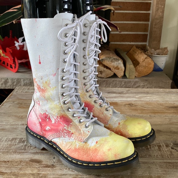 Dr. Martens Shoes - Dr. Martens 1914 Rare mid calf boot